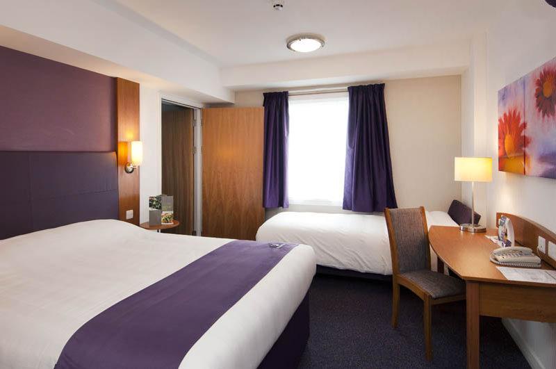Premier Inn Coventry City Centre Exterior photo